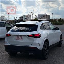 مێرسێدس بێنز GLA